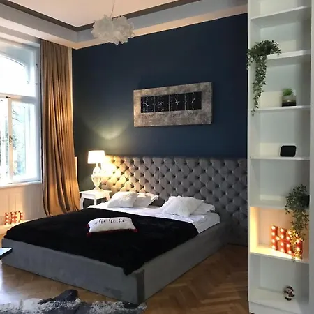 Joy City Prefectura 14 Apartment *